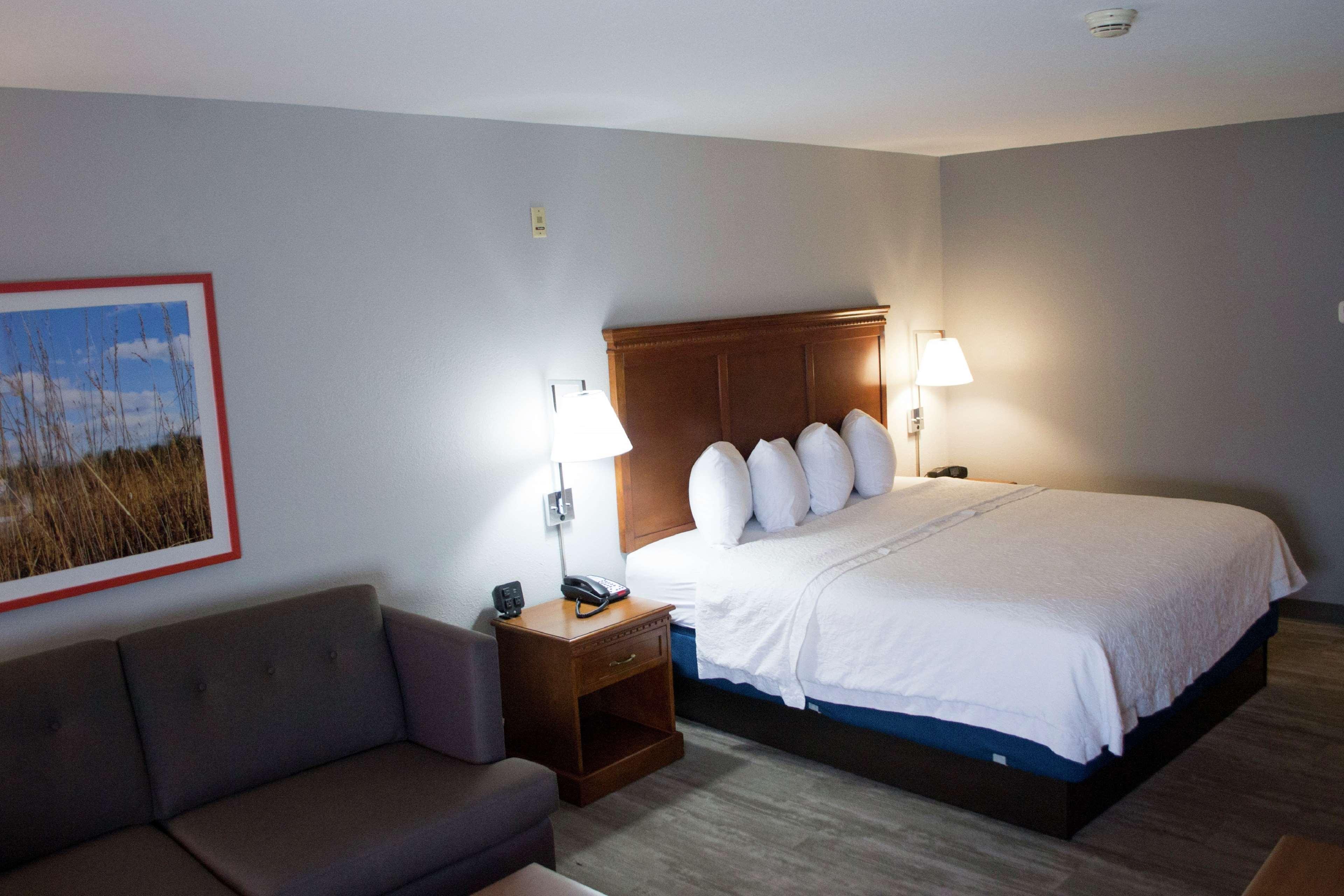 Hampton Inn Marion Bagian luar foto