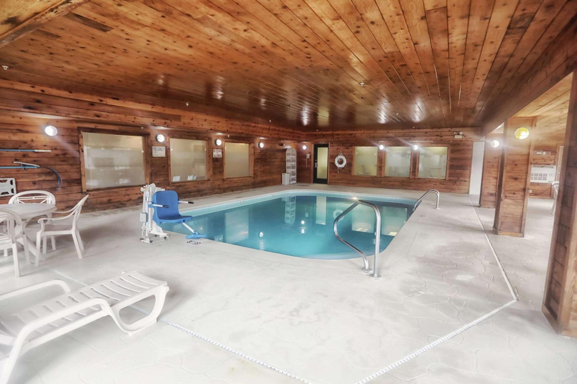 Hampton Inn Marion Bagian luar foto