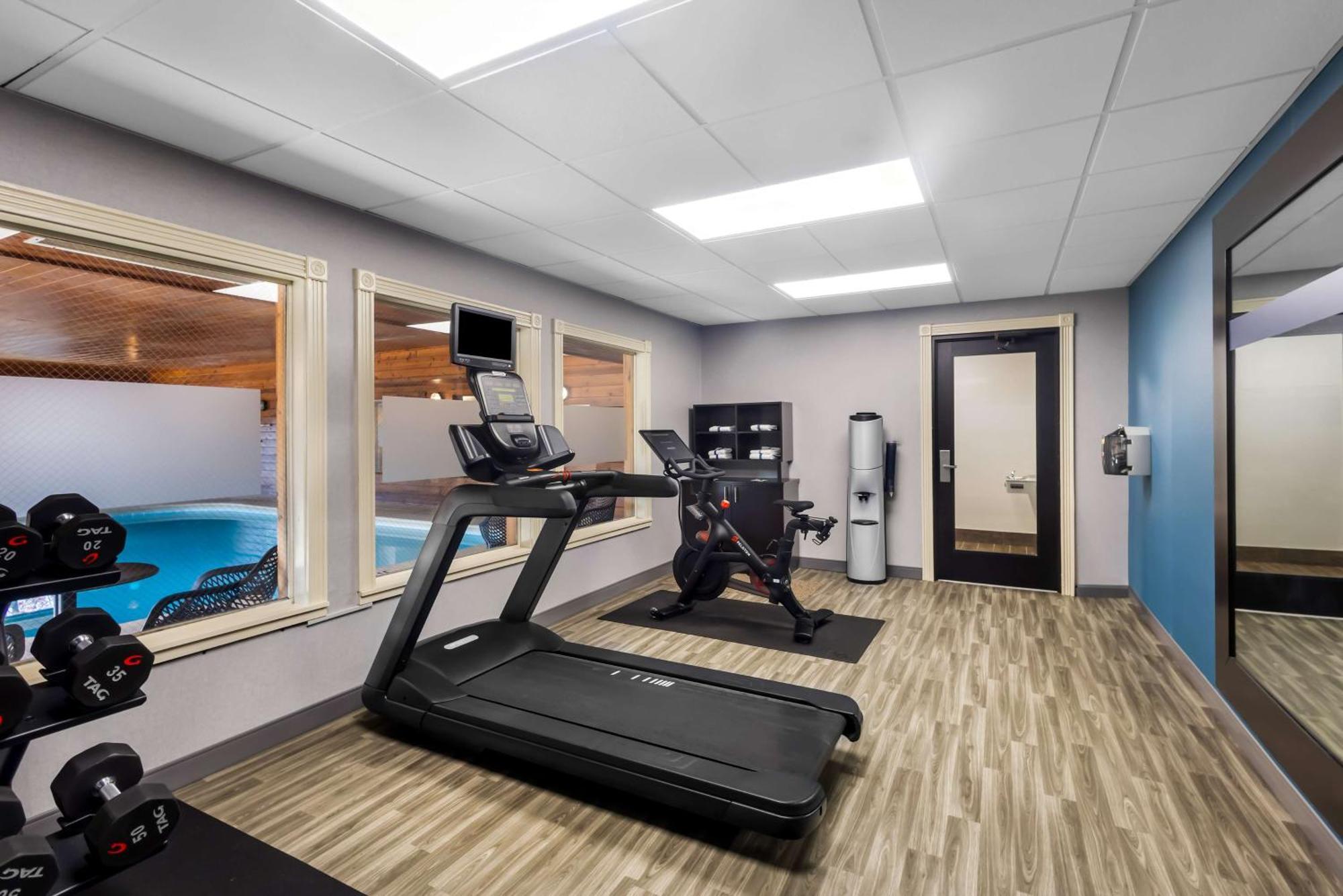 Hampton Inn Marion Bagian luar foto