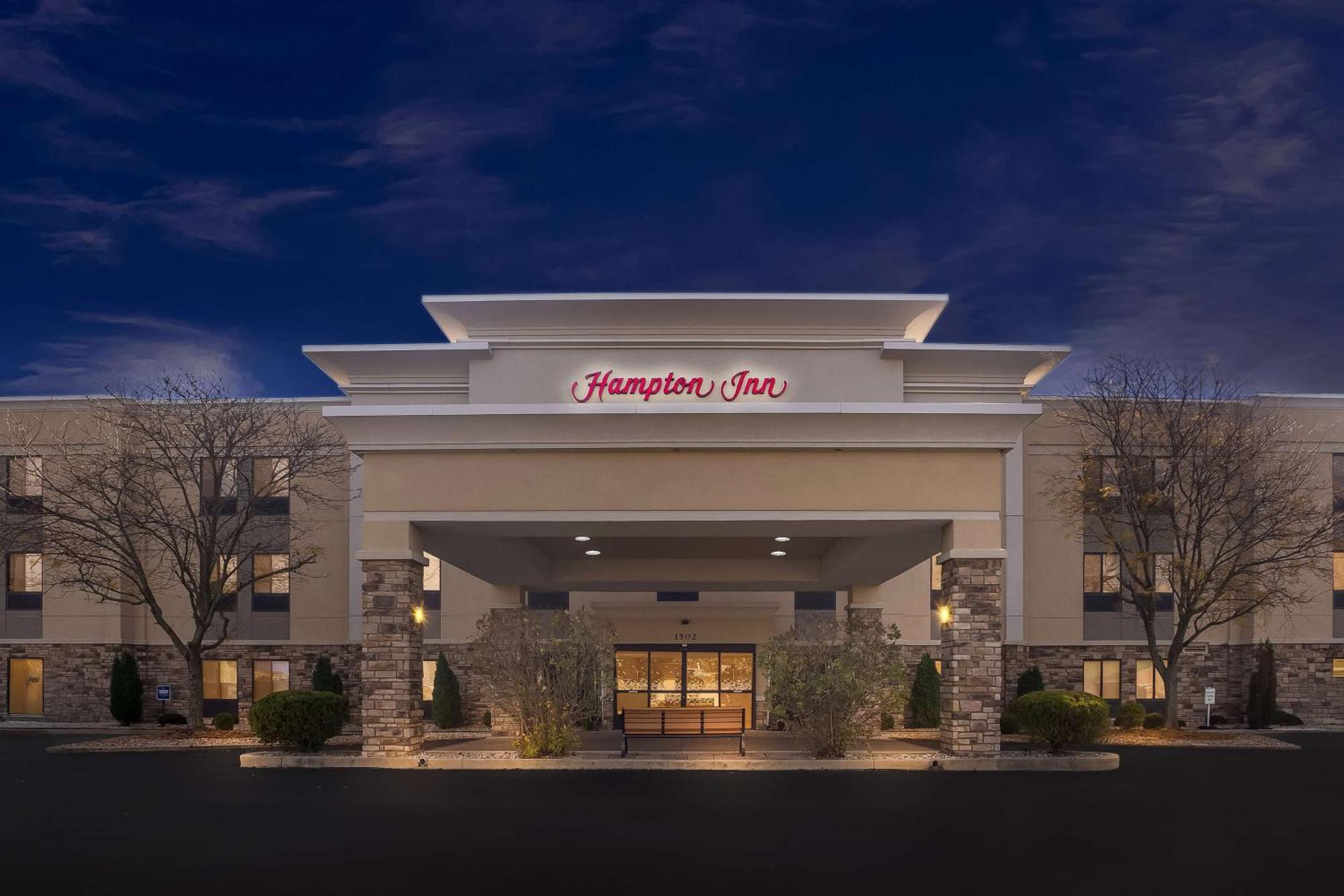Hampton Inn Marion Bagian luar foto